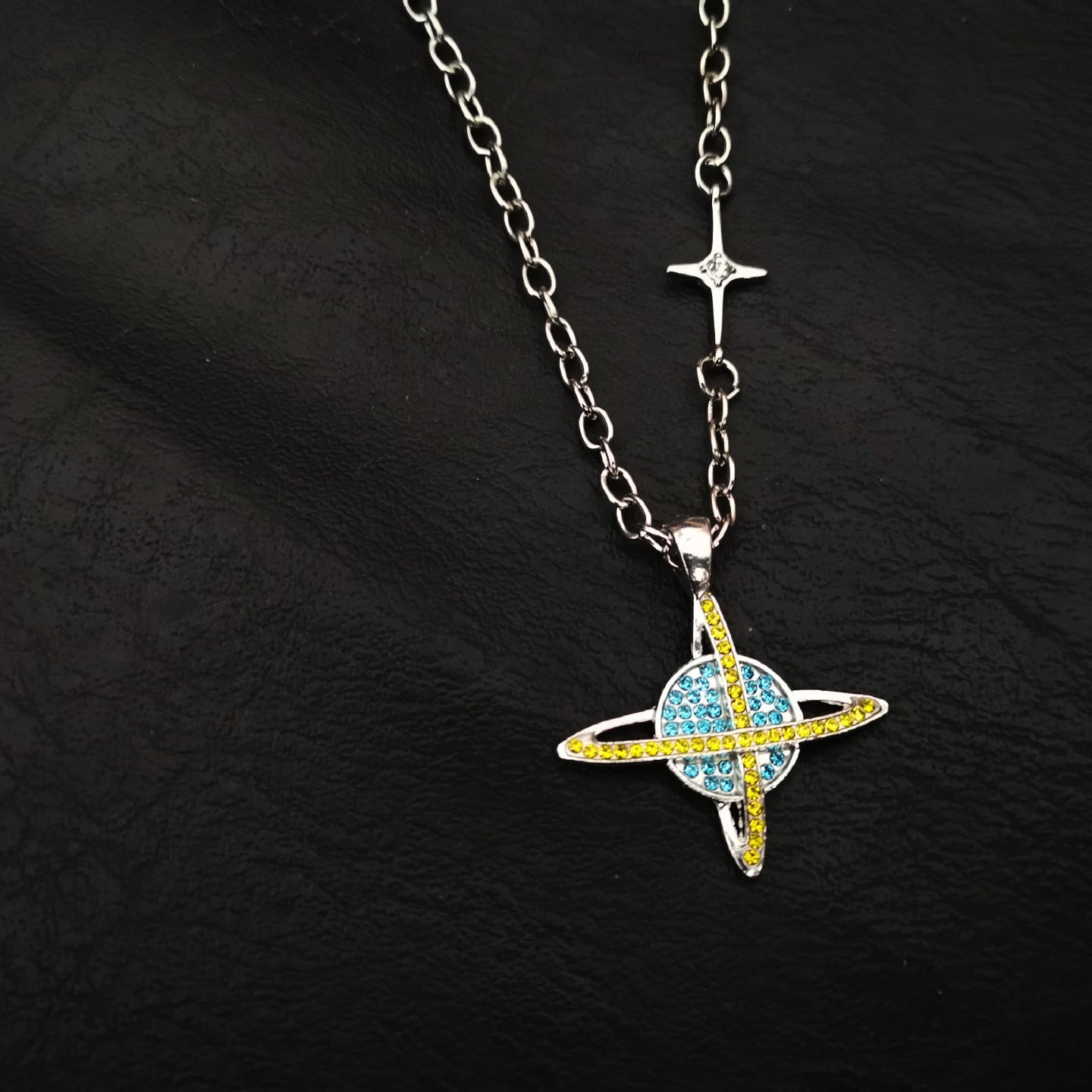 "The-Saturn" Necklace